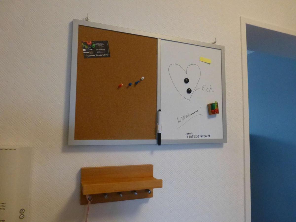 Ferienwohnung 'Zimmer Frei' Gelsenkirchen Bagian luar foto