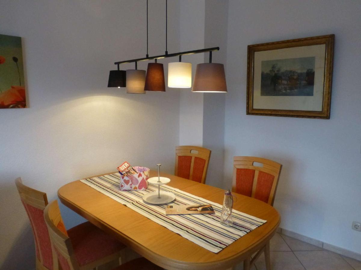Ferienwohnung 'Zimmer Frei' Gelsenkirchen Bagian luar foto